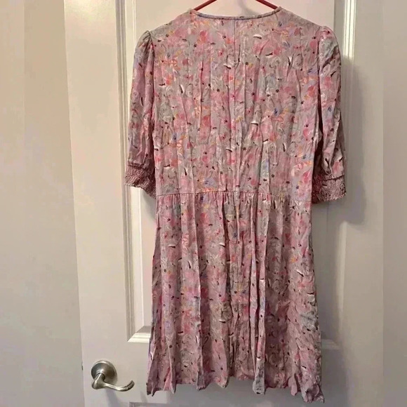 Large OLIVACEOUS Purple Floral Puff Sleeve Dress - Picture 5 of 12